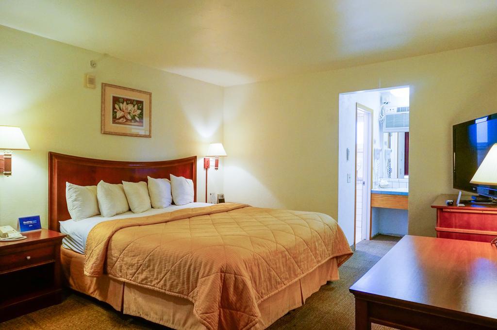 Hotel Lamplighter & San Luis Obispo